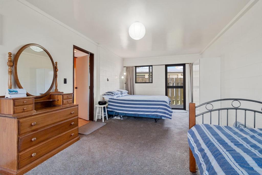 Downtown Mountview - Mt Maunganui Holiday Home Mount Maunganui Ngoại thất bức ảnh